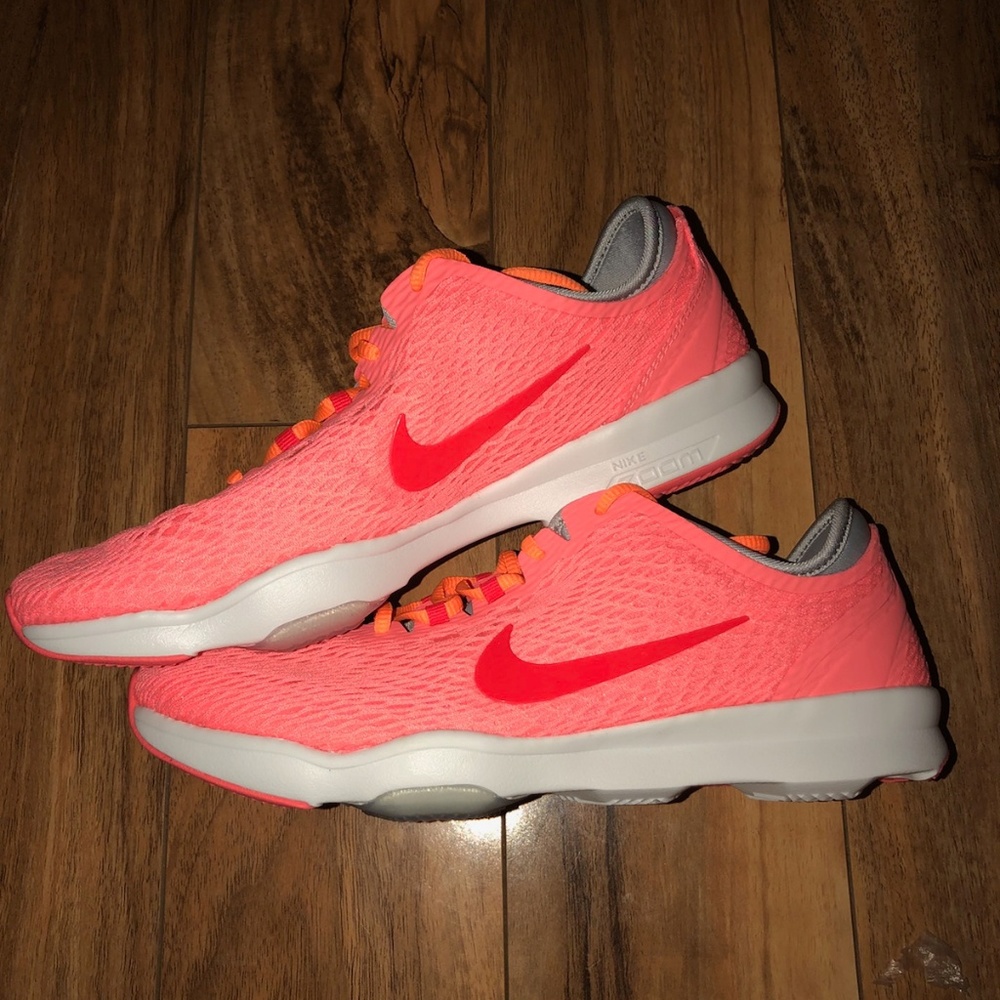 🏡 Nike Training Zoom Fit Women's Size 8.5 - Picture 1 of 3